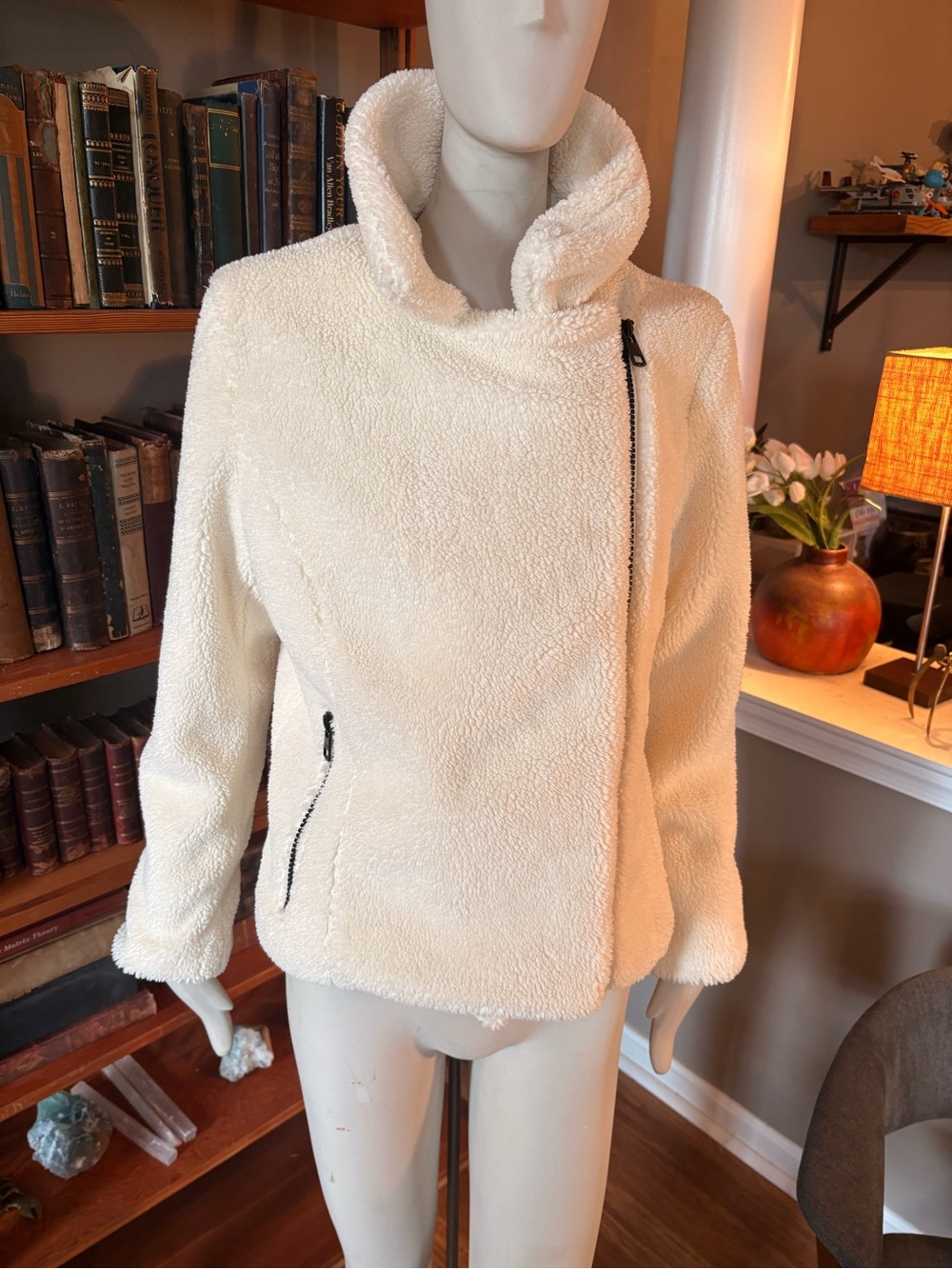 Calvin Klein Jeans Cream Sherpa Zip-Front Jacket